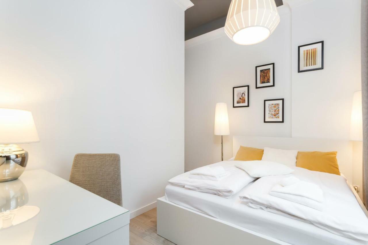 Apartment Krakow Arianska By Renters Prestige Ngoại thất bức ảnh