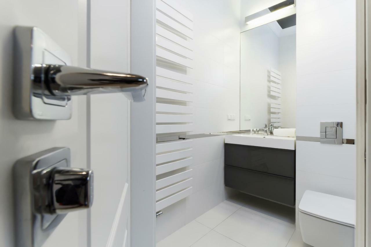 Apartment Krakow Arianska By Renters Prestige Ngoại thất bức ảnh